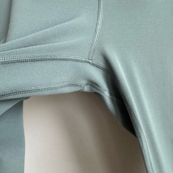 LuLulemon Athletica Align Crop 21" in Oil Blue 6 - Picture 6 of 12